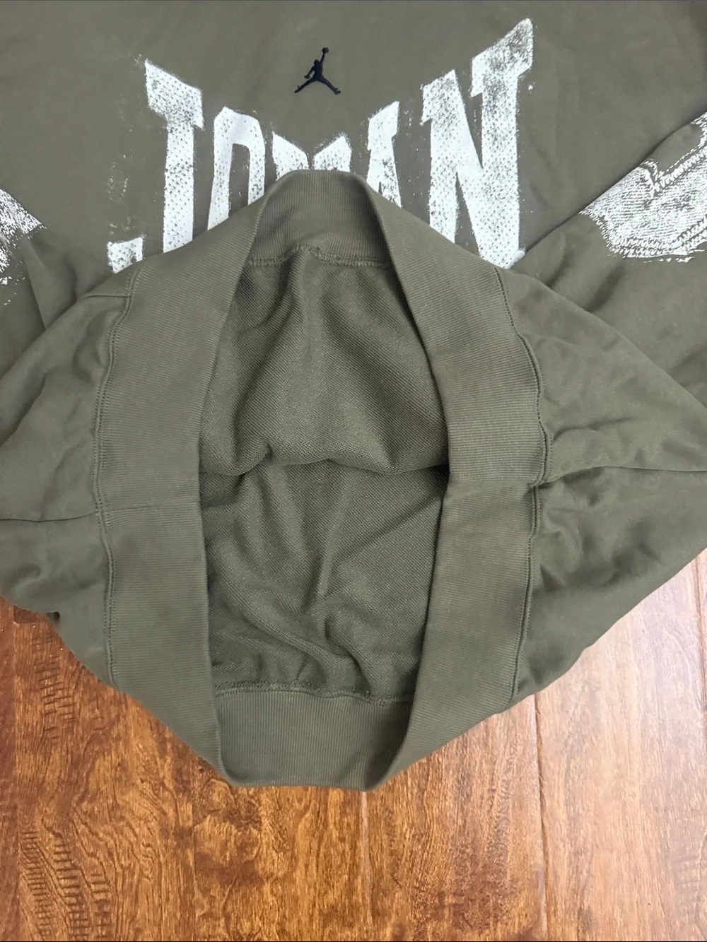 Jordan olive green
